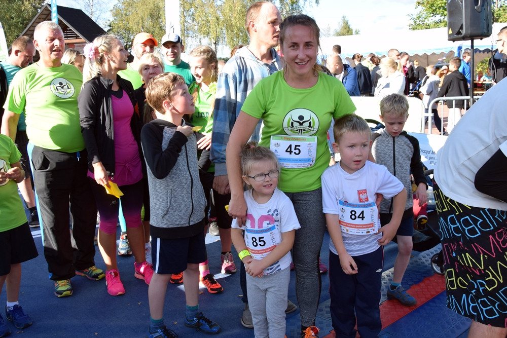 Biegająco uczcili 775-lecie Kiełpina. Kenijczyk Dominic Mailu Musyim zwycięzcą Biegu Arasmusa