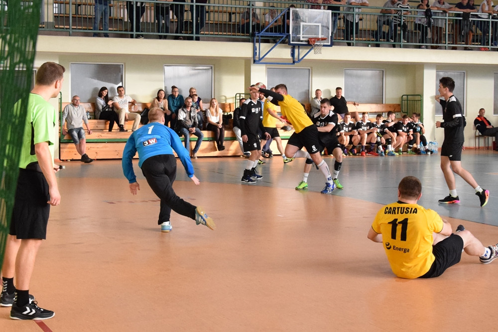 Piłka ręczna. Cartusia wygrała z juniorami Wybrzeża Gdańsk na inaugurację II ligi
