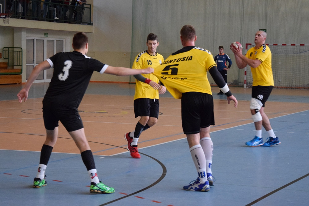 Piłka ręczna. Cartusia wygrała z juniorami Wybrzeża Gdańsk na inaugurację II ligi