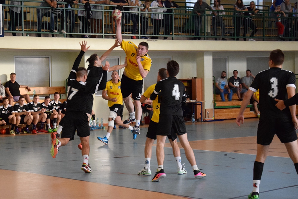 Piłka ręczna. Cartusia wygrała z juniorami Wybrzeża Gdańsk na inaugurację II ligi