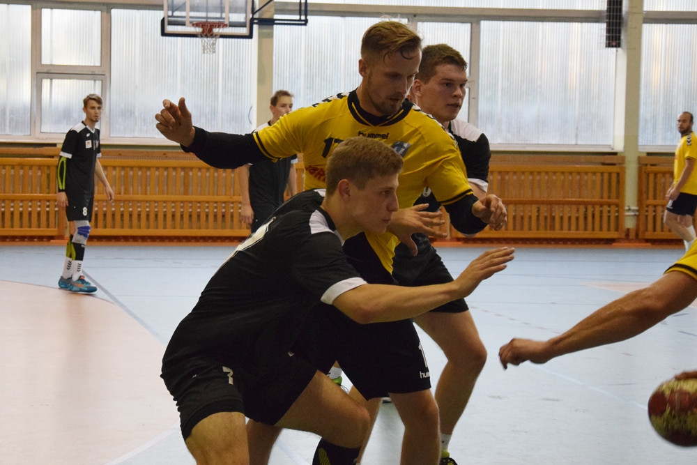 Piłka ręczna. Cartusia wygrała z juniorami Wybrzeża Gdańsk na inaugurację II ligi