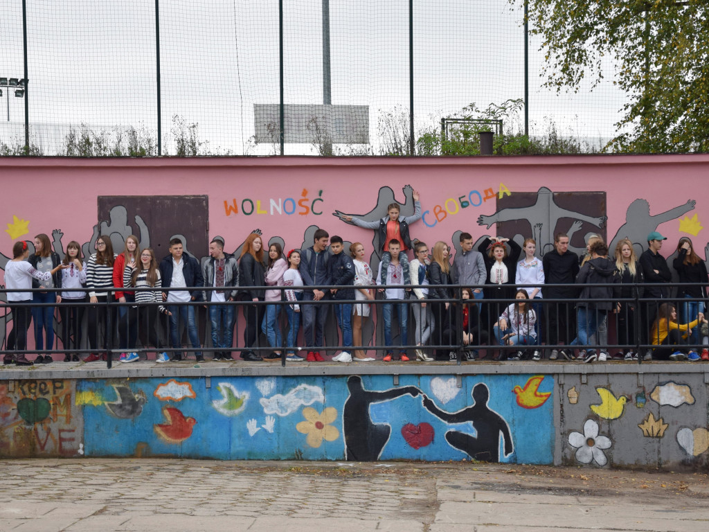 Kartuzy. Młodzi Polacy i Ukraińcy stworzyli mural. 