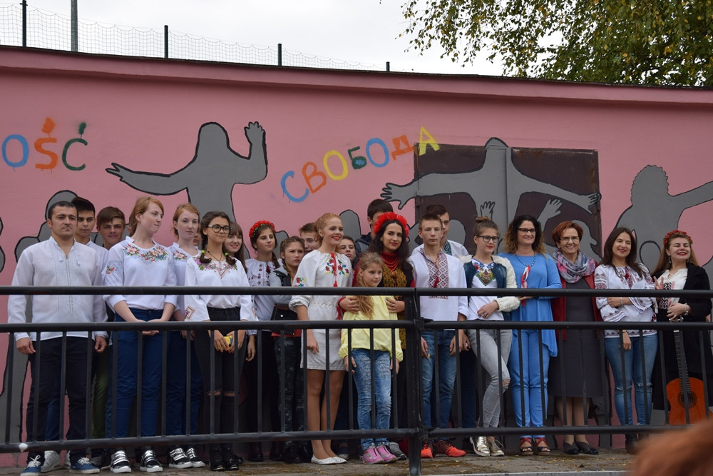 Kartuzy. Młodzi Polacy i Ukraińcy stworzyli mural. 