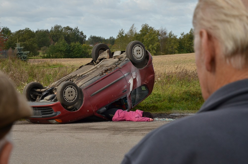 Kolonia. Poważny wypadek - wielu rannych, w tym młodzież. Dobrze, że to tylko symulacja