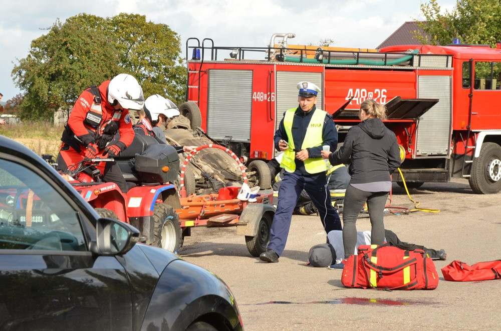 Kolonia. Poważny wypadek - wielu rannych, w tym młodzież. Dobrze, że to tylko symulacja
