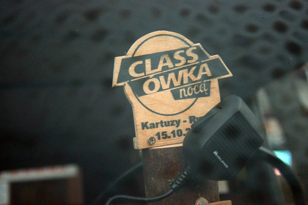 Kartuzy. Classówka nocą, czyli zlot klasycznych aut na Rynku