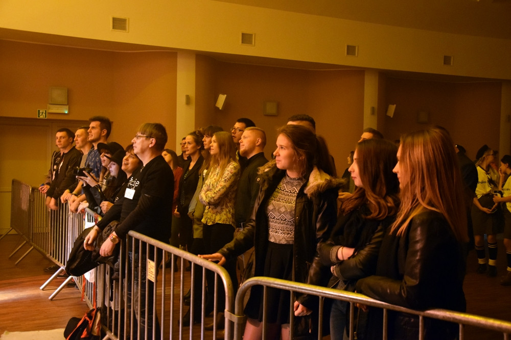 Łzy i Hubert zagrali na rzecz kartuskiego hospicjum. Posłuchać ich przyszło niewielu