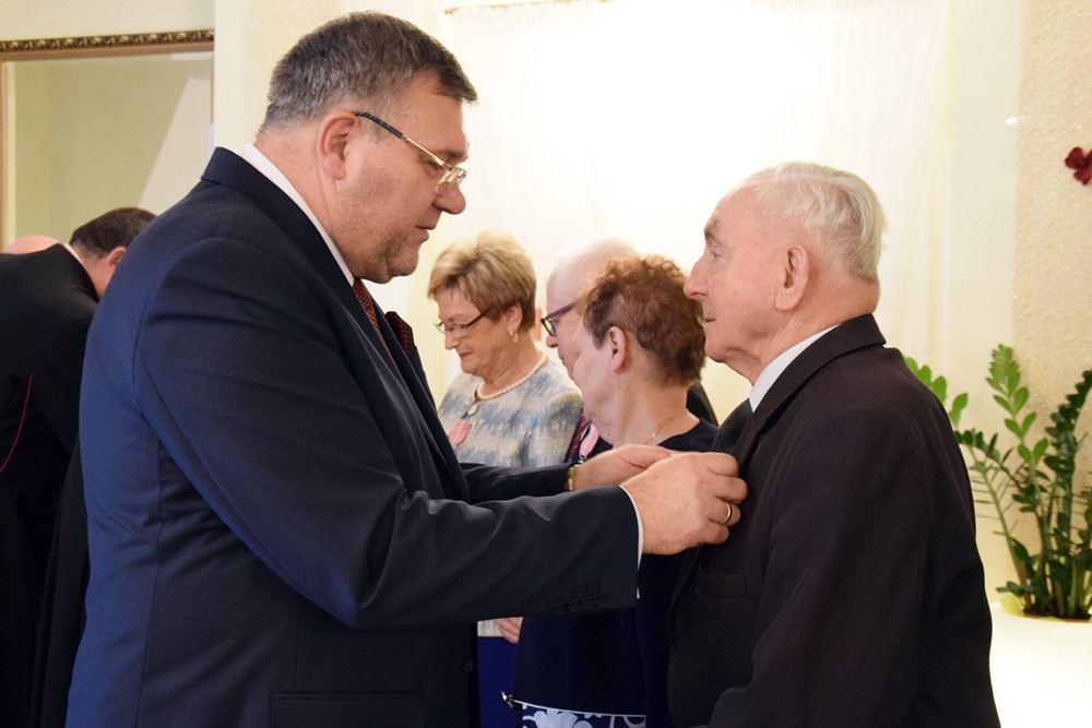 Kartuzy. Przeżyli razem pół wieku, dziś otrzymali medale