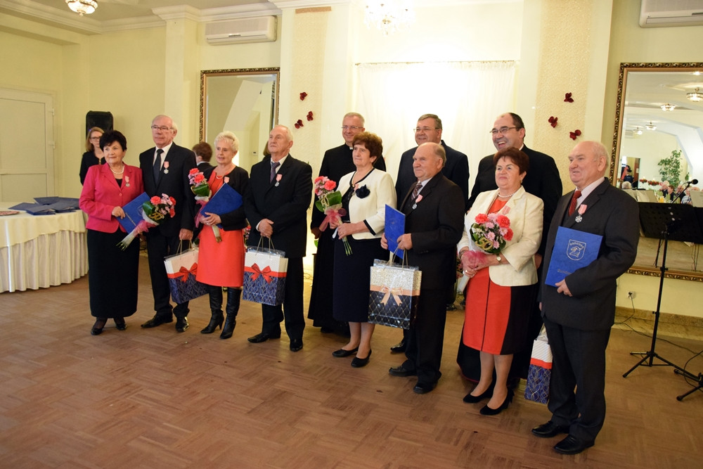 Kartuzy. Przeżyli razem pół wieku, dziś otrzymali medale