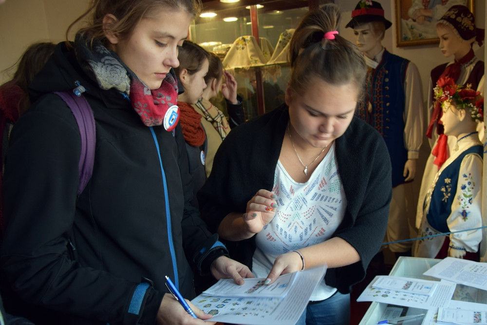 Kartuzy. W grze miejskiej odkrywają miasto, dzieje regionu i historię niepodległych kobiet