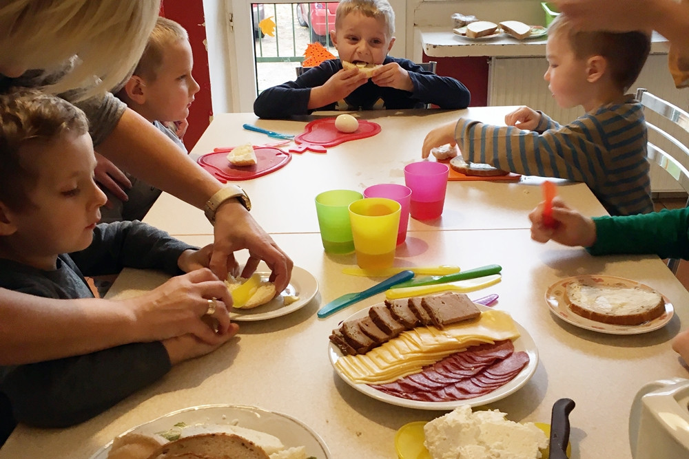 Uczniowie SOS-W w Żukowie przekonali się, że śniadanie daje moc