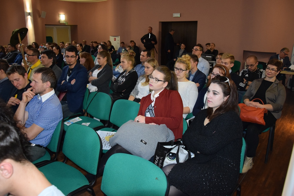Kartuzy. I Kongres Młodych Kaszubów. Młodzież dyskutuje o regionie