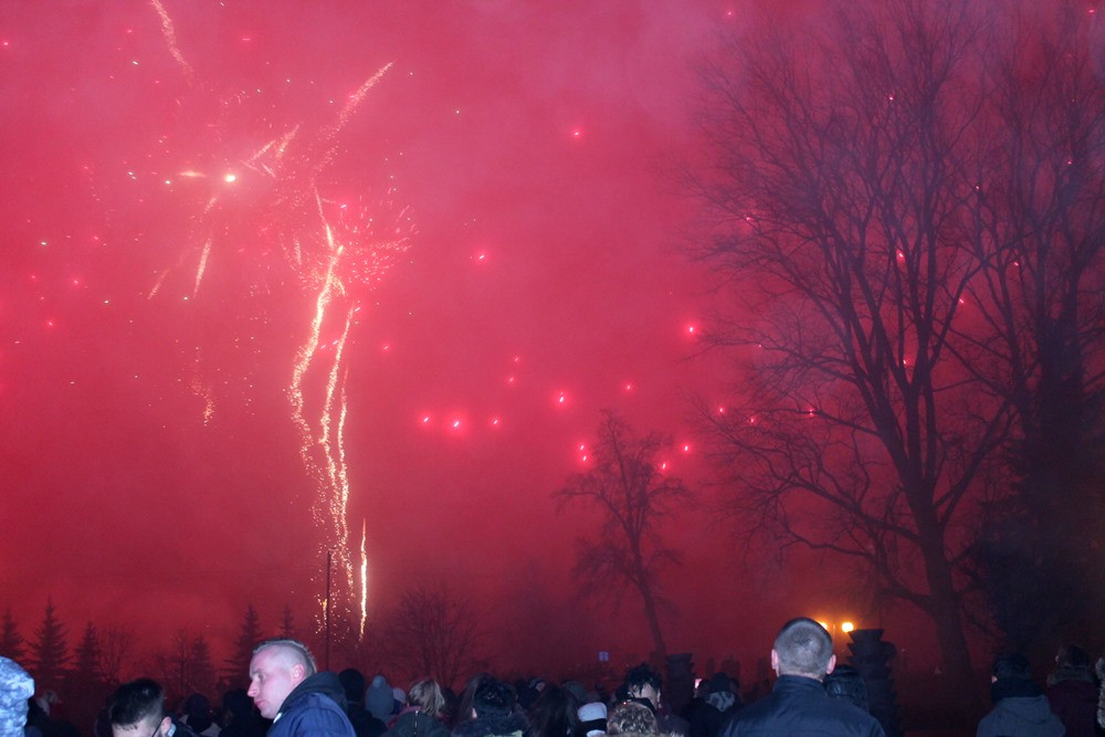 Kartuzianie hucznie powitali Nowy Rok. Były życzenia od burmistrza i zabawa w rytmach disco polo