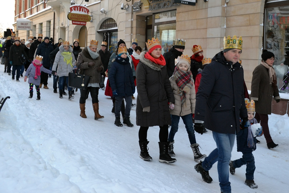 Kartuzy. Mieszkańcy podążali za Kacprem, Melchiorem i Baltazarem