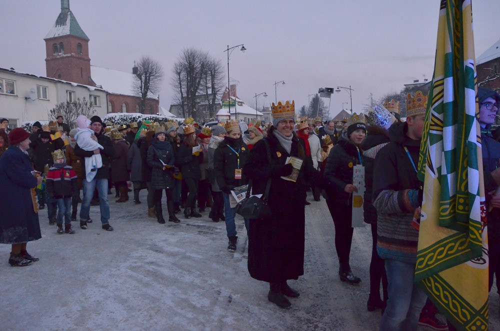 Orszak Trzech Króli przeszedł ulicami Sierakowic