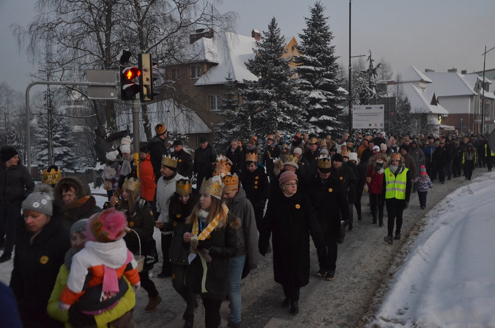 Orszak Trzech Króli przeszedł ulicami Sierakowic