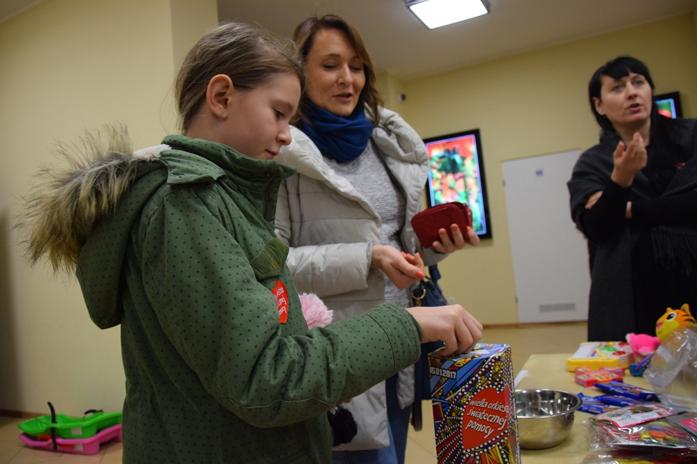 Kartuzy grały razem z Wielką Orkiestrą Świątecznej Pomocy. Loterie, licytacje, występy...