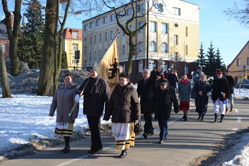 Kartuzy. W skromnym gronie uczczono 97. rocznicę powrotu Kaszub do macierzy