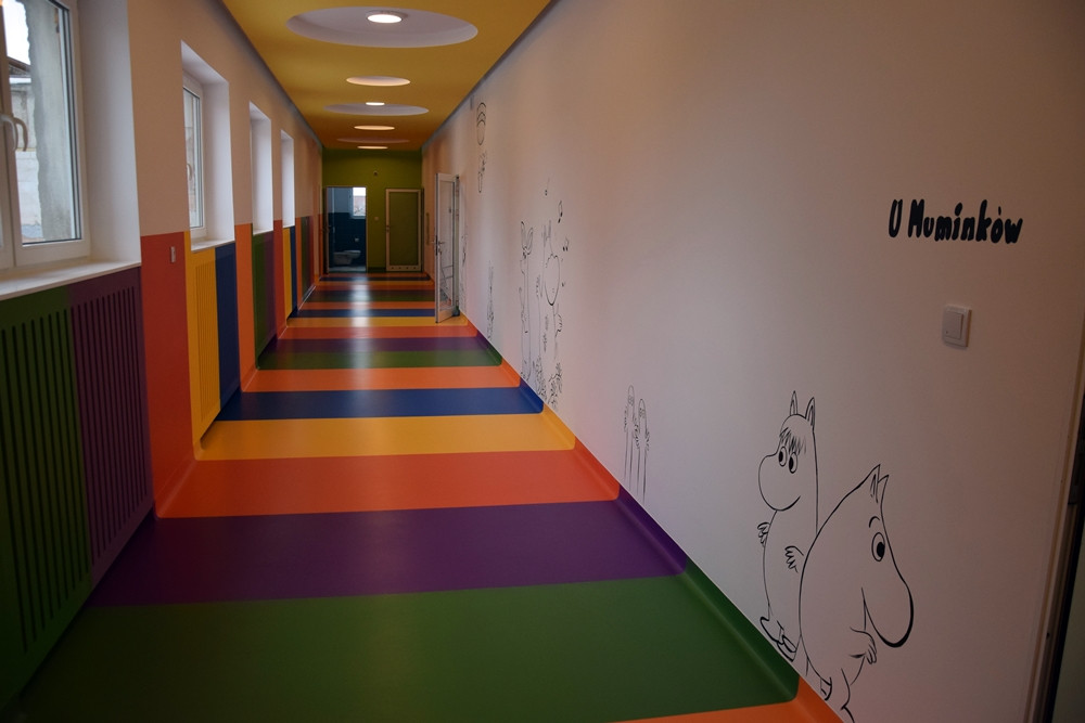 Przedszkolaki z Kiełpina i Kartuz będą się uczyć w bajkowych pomieszczeniach