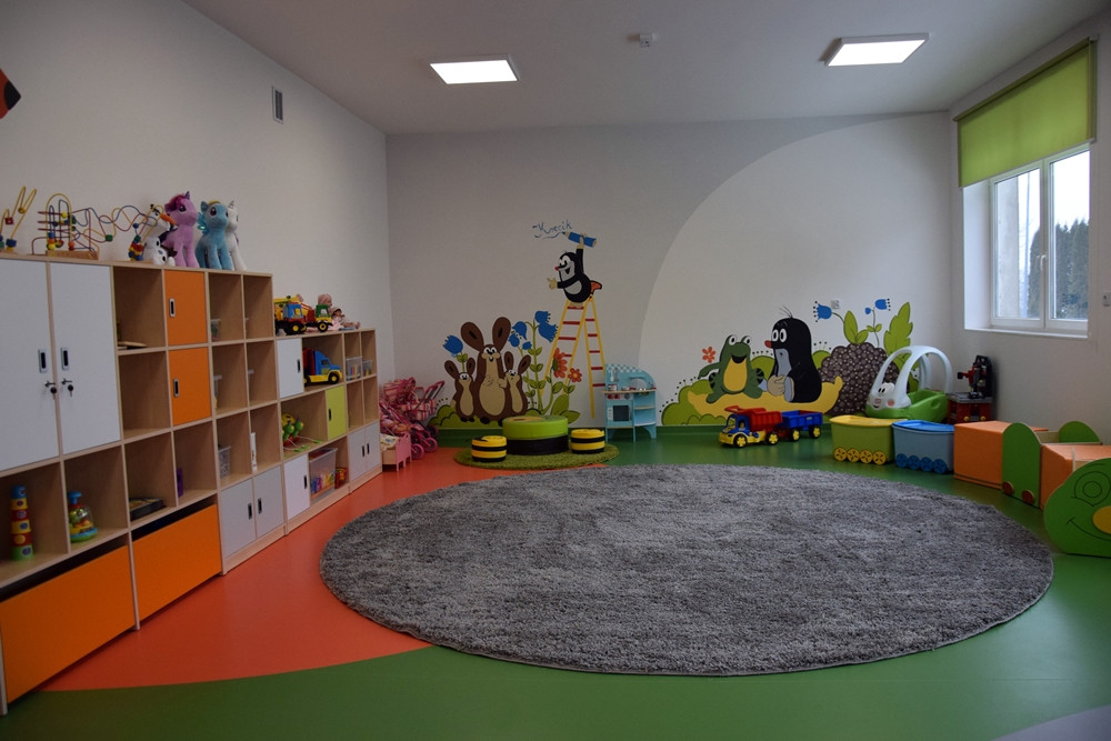Przedszkolaki z Kiełpina i Kartuz będą się uczyć w bajkowych pomieszczeniach