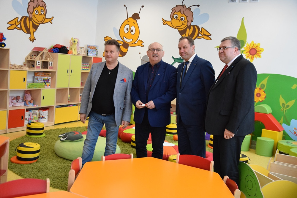 Przedszkolaki z Kiełpina i Kartuz będą się uczyć w bajkowych pomieszczeniach