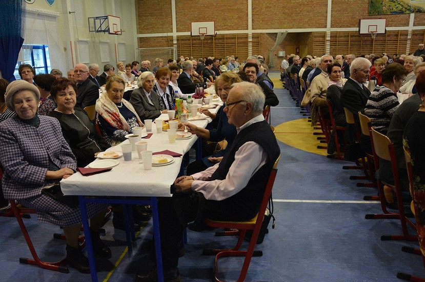 Żukowo. Tradycyjne spotkanie kilkuset seniorów