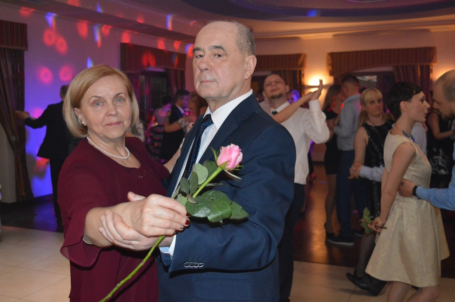 Kartuzy. Integracyjno-charytatywny Karnawałowy Bal Katolika