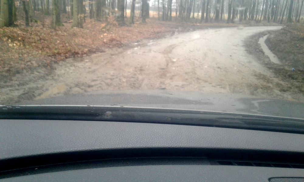 Trudne warunki na drogach w gm. Sulęczyno. Najgorzej w Widnej Górze, Mściszewicach i Borku