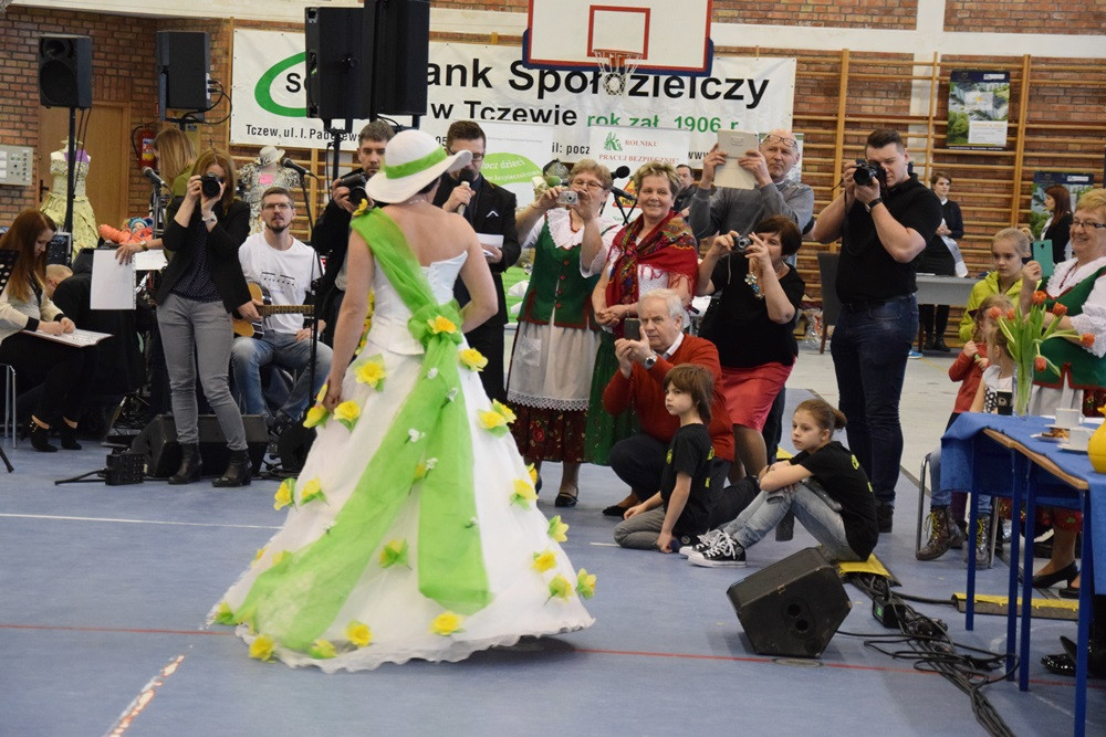 Kaszubianki z Kamienicy Szlacheckiej najlepszym Kołem Gospodyń Wiejskich w powiecie