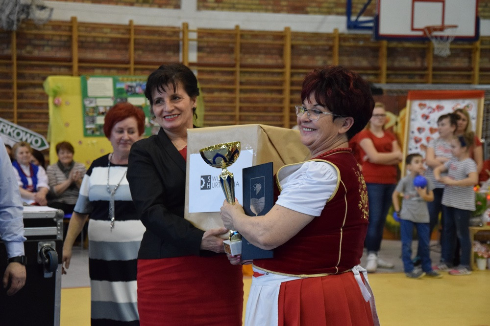 Kaszubianki z Kamienicy Szlacheckiej najlepszym Kołem Gospodyń Wiejskich w powiecie