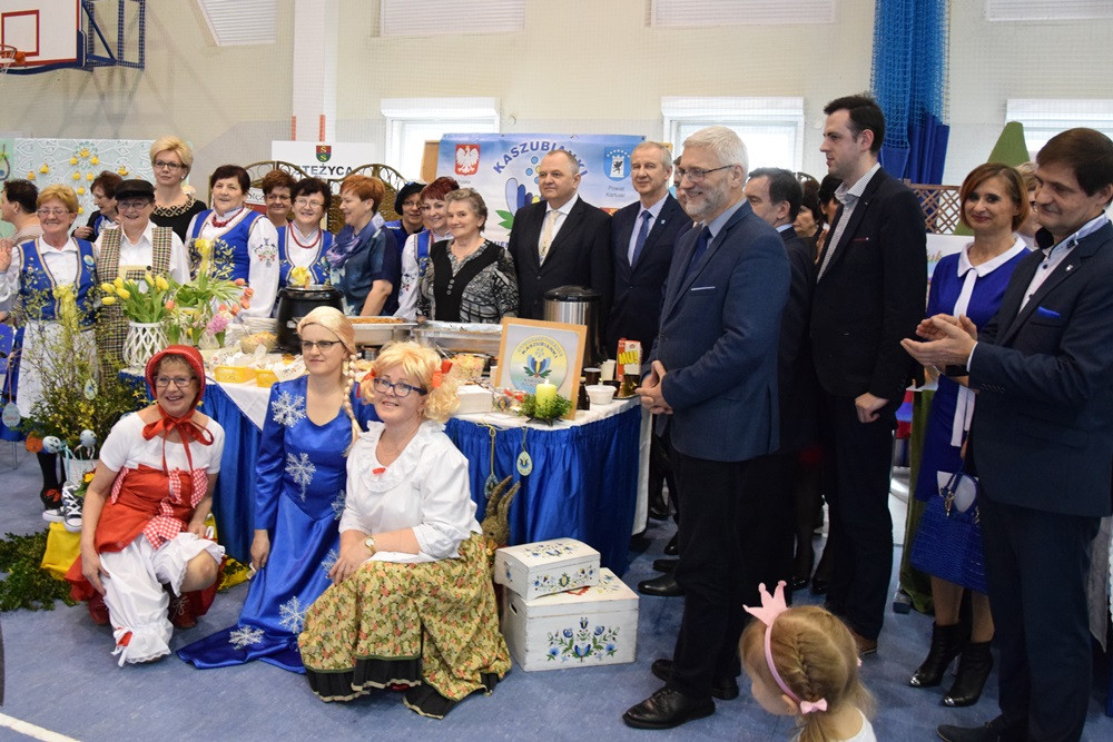 Kaszubianki z Kamienicy Szlacheckiej najlepszym Kołem Gospodyń Wiejskich w powiecie