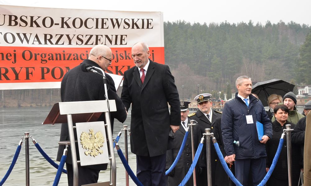 Gołubie. Antoni Macierewicz na uroczystościach upamiętniających TOW 