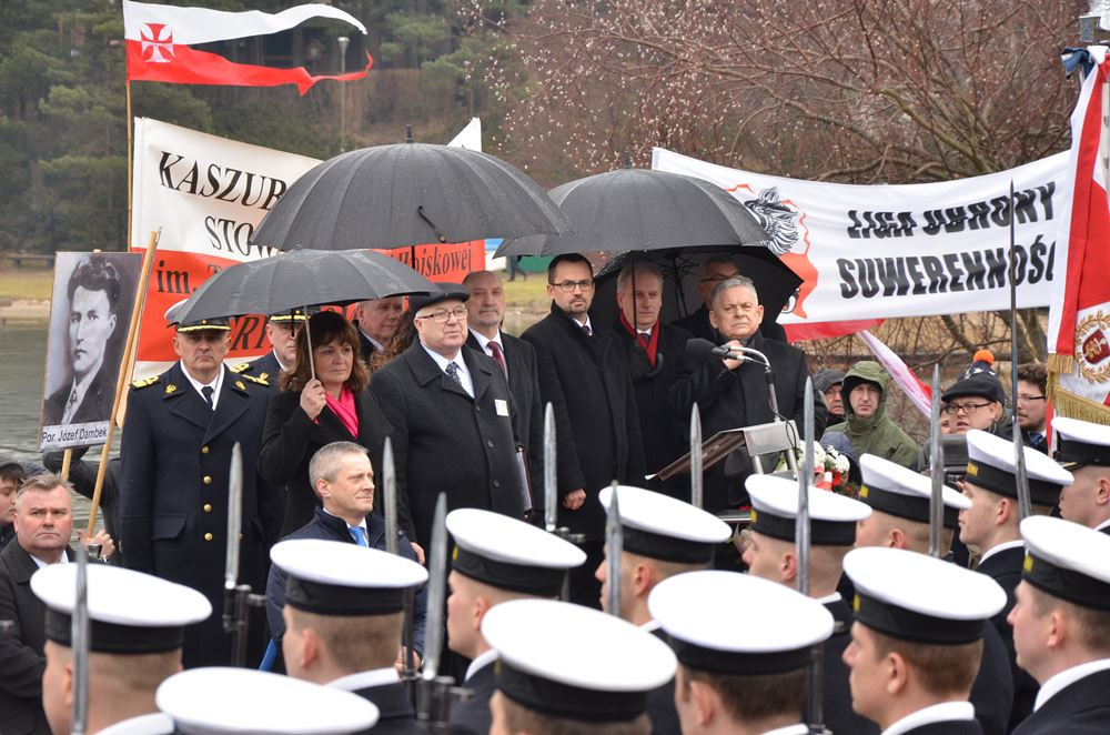 Gołubie. Antoni Macierewicz na uroczystościach upamiętniających TOW 