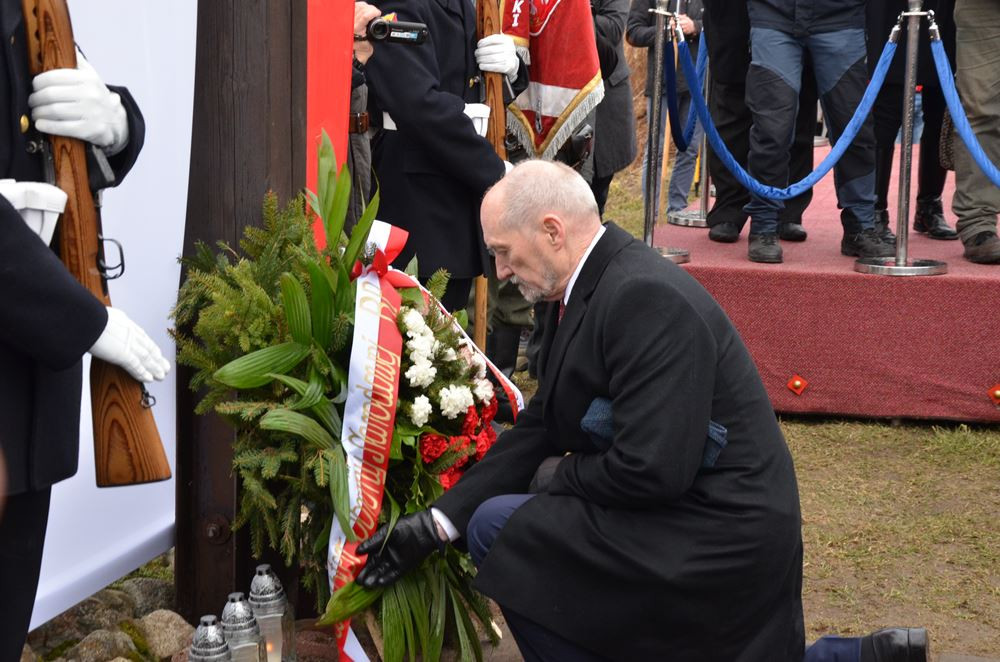 Gołubie. Antoni Macierewicz na uroczystościach upamiętniających TOW 