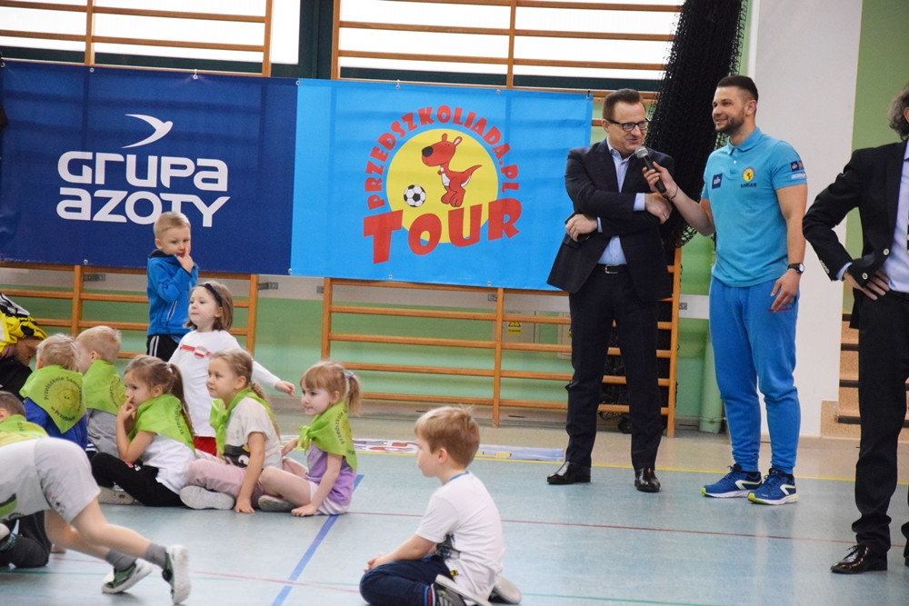 Przodkowo. Przedszkolaki trenowały z zawodowymi sportowcami