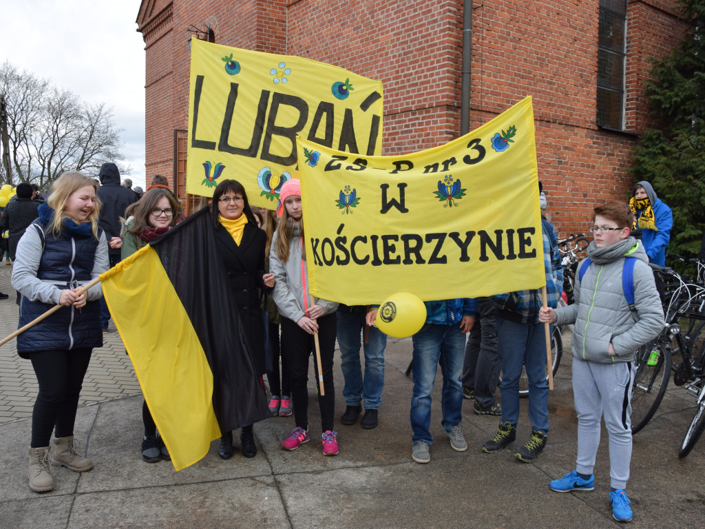 Chmielno. Dzień Jedności Kaszubów. Zagrało 351 akordeonistów, tym razem rekord nie został pobity