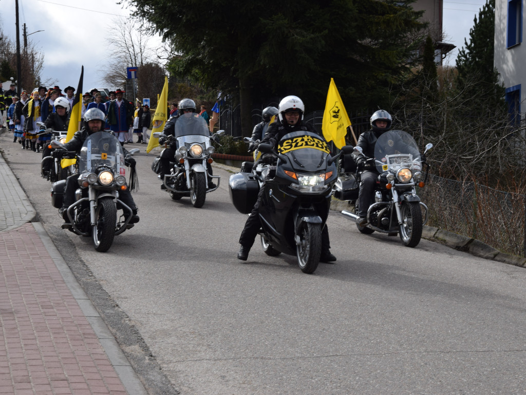 Chmielno. Dzień Jedności Kaszubów. Zagrało 351 akordeonistów, tym razem rekord nie został pobity