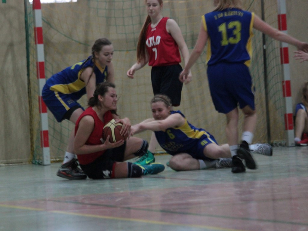 Koszykarki z I LO w Kartuzach z brązowym medalem wojewódzkiej licealiady