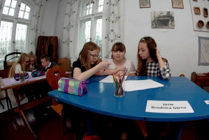 Kartuzy. Uczniowie z Brodnicy Górnej najwięcej wiedzą o Franciszku Trederze