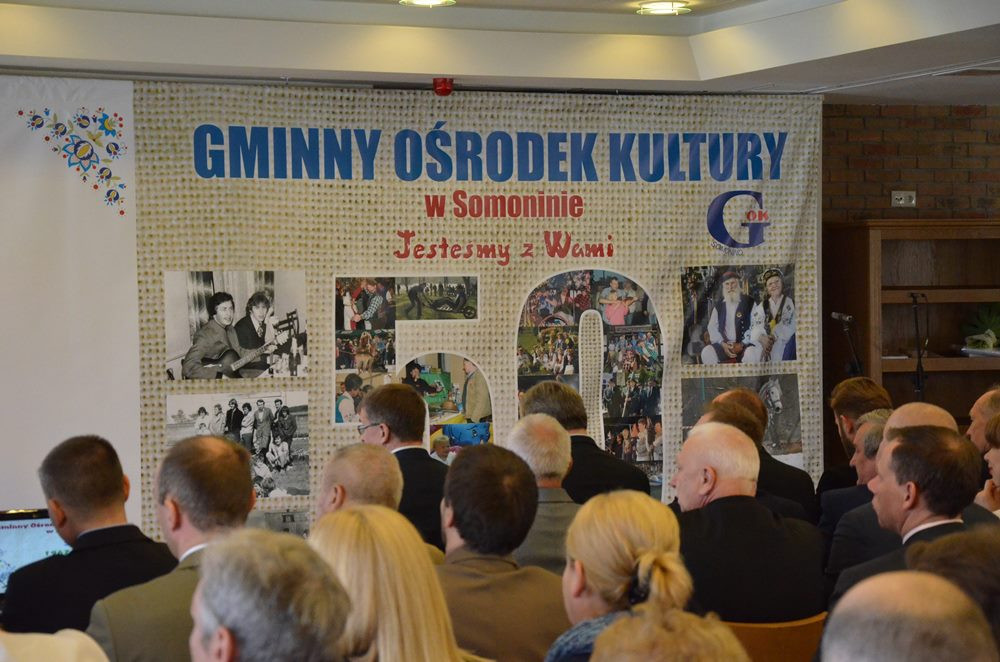 Wielu gości i mnóstwo życzeń na 50-lecie GOK w Somoninie