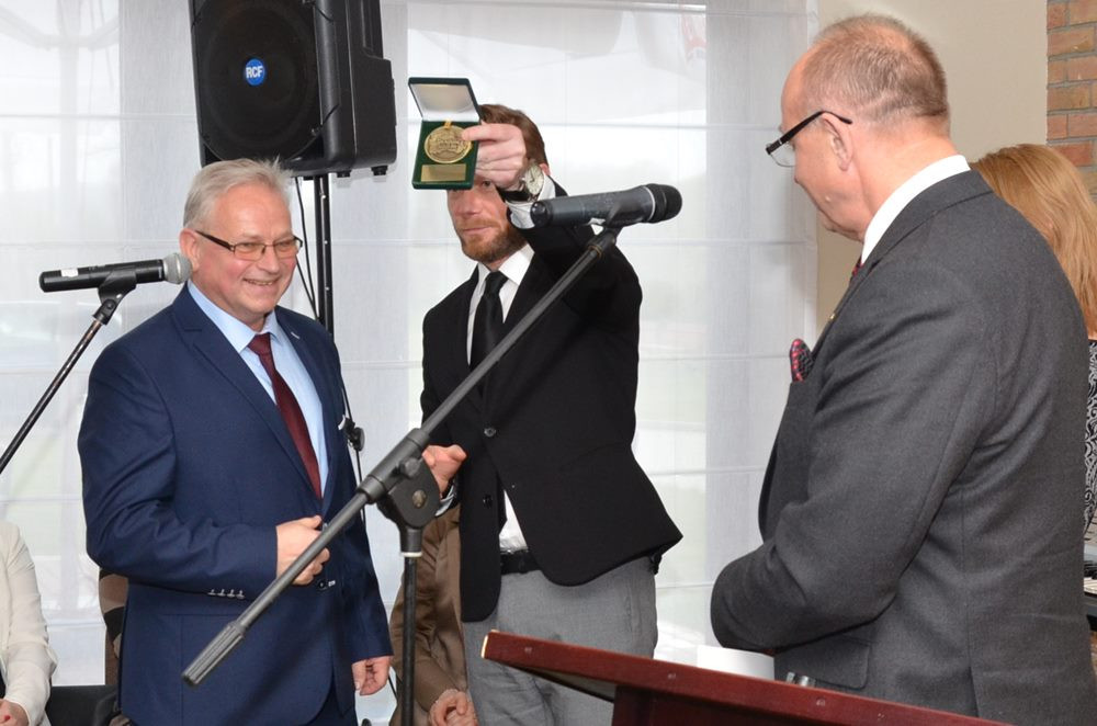 Wielu gości i mnóstwo życzeń na 50-lecie GOK w Somoninie