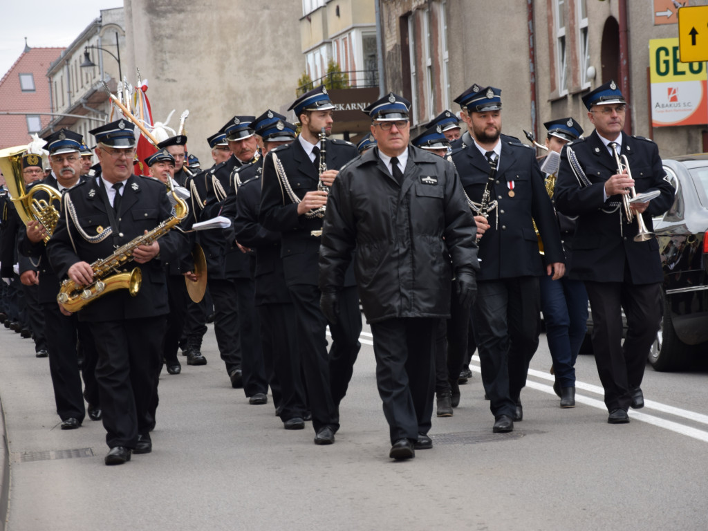 Kartuzy. Uroczystości trzeciomajowe. Park zyskał nazwę 66 Kaszubskiego Pułku Piechoty