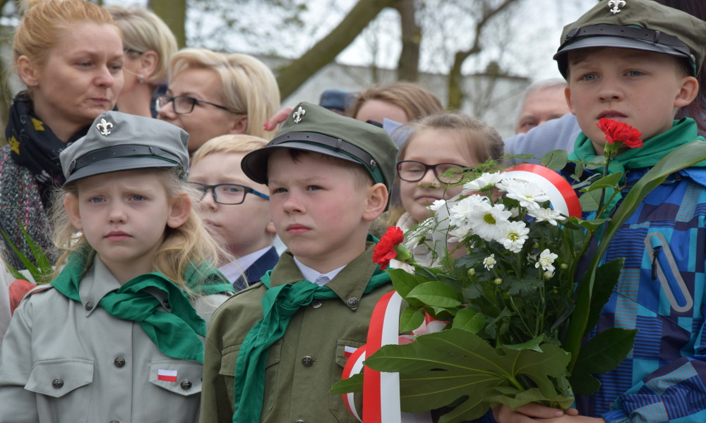 Kartuzy. Uroczystości trzeciomajowe. Park zyskał nazwę 66 Kaszubskiego Pułku Piechoty