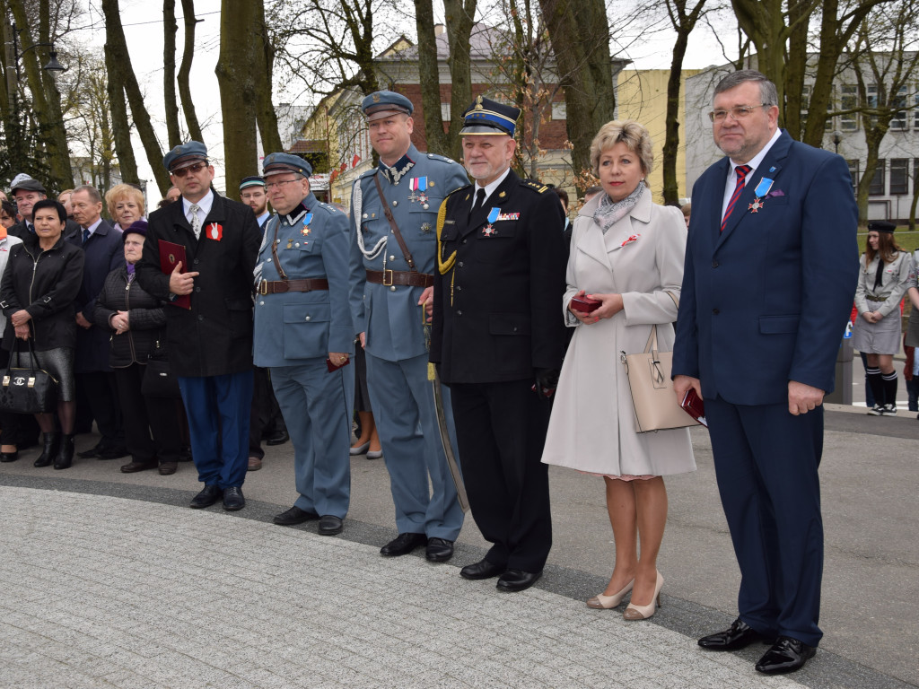 Kartuzy. Uroczystości trzeciomajowe. Park zyskał nazwę 66 Kaszubskiego Pułku Piechoty