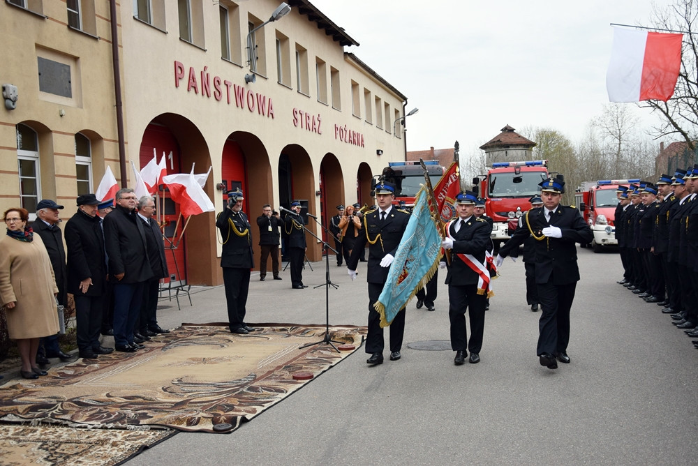 Kartuzy. Strażackie święto. Apel, życzenia i tradycyjna grochówka