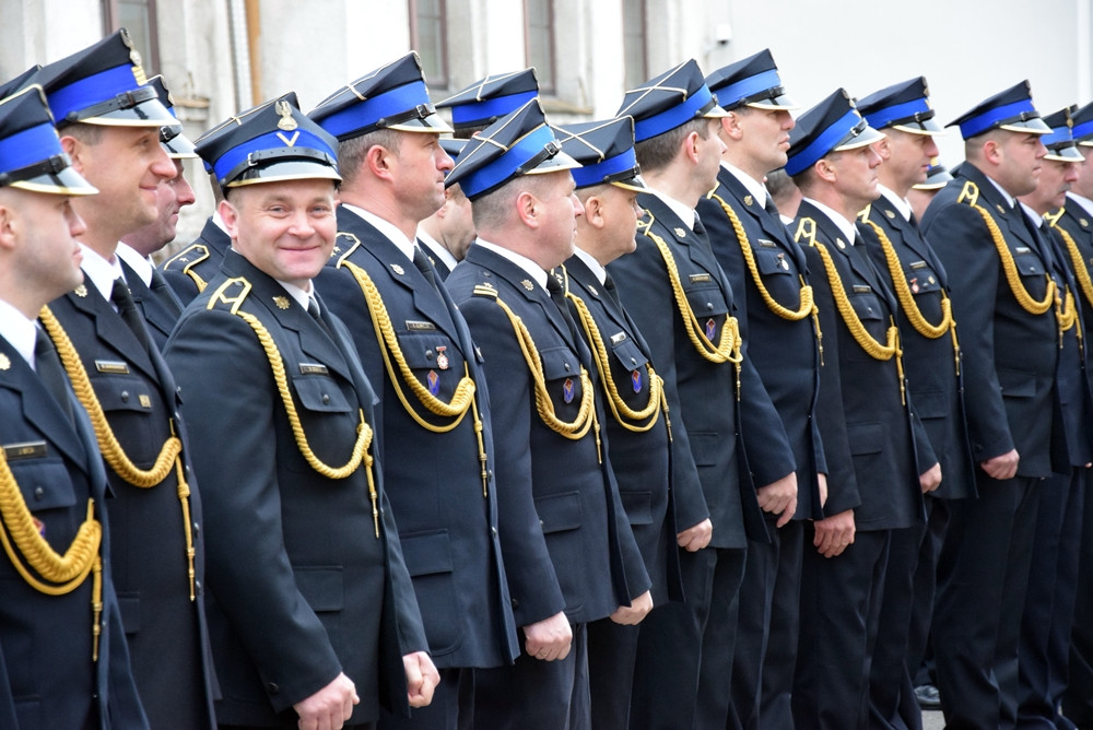 Kartuzy. Strażackie święto. Apel, życzenia i tradycyjna grochówka