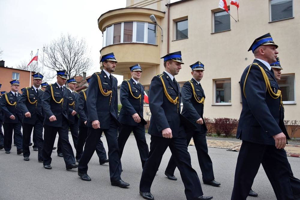 Kartuzy. Strażackie święto. Apel, życzenia i tradycyjna grochówka