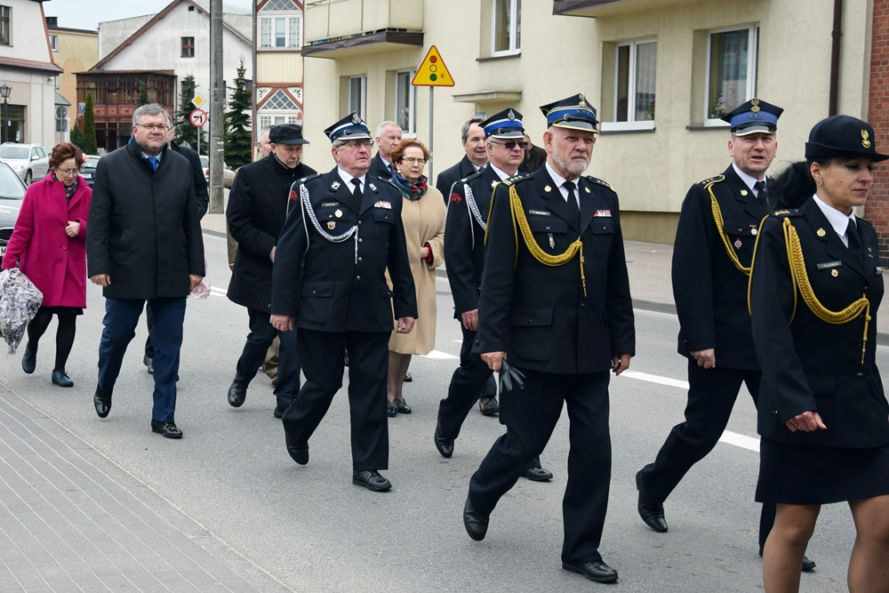 Kartuzy. Strażackie święto. Apel, życzenia i tradycyjna grochówka