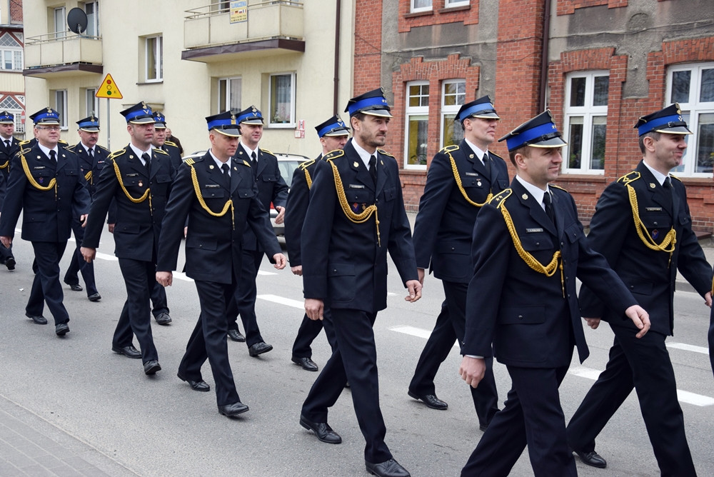Kartuzy. Strażackie święto. Apel, życzenia i tradycyjna grochówka