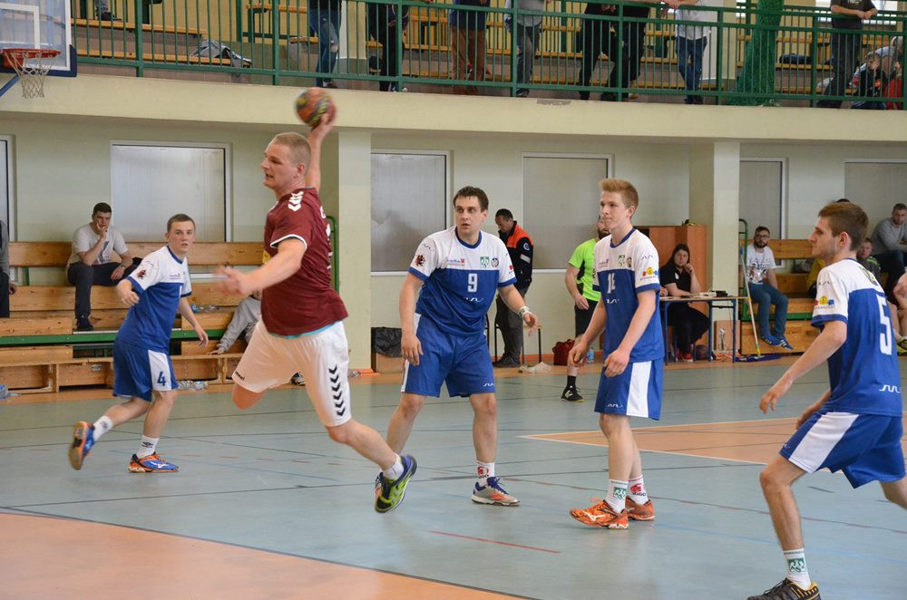 Smutne zwycięstwo kartuskich szczypiornistów. Koniec seniorskiej piłki ręcznej